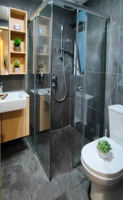 Cl24B 2-3Pax Klcc Apartment クアラルンプール